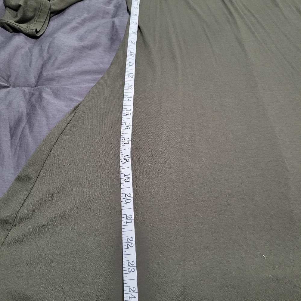 Dress - Picture 6 of 6